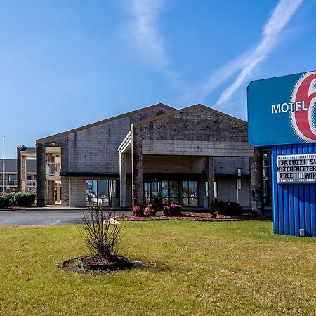 Motel 6-Kenly, Nc Екстериор снимка