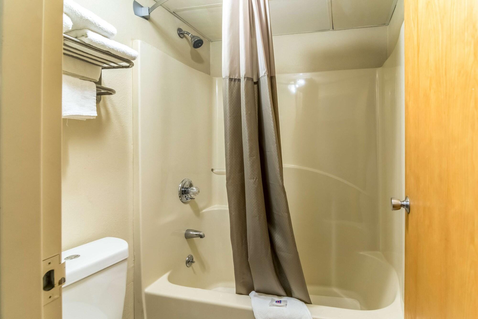 Motel 6-Kenly, Nc Екстериор снимка