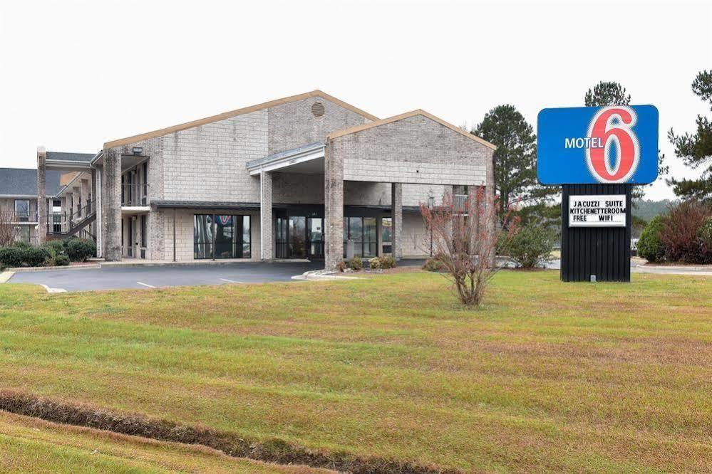 Motel 6-Kenly, Nc Екстериор снимка