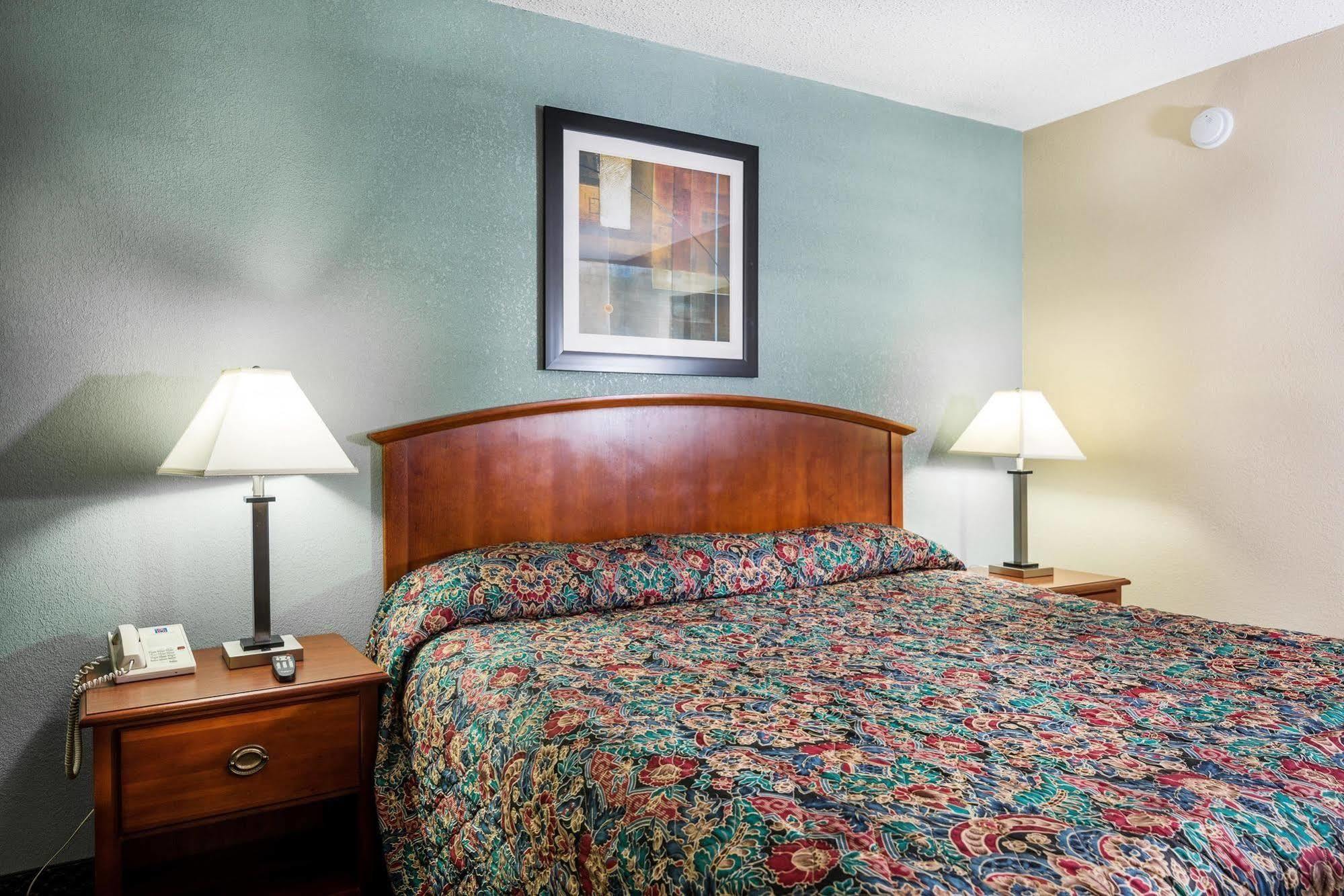 Motel 6-Kenly, Nc Екстериор снимка