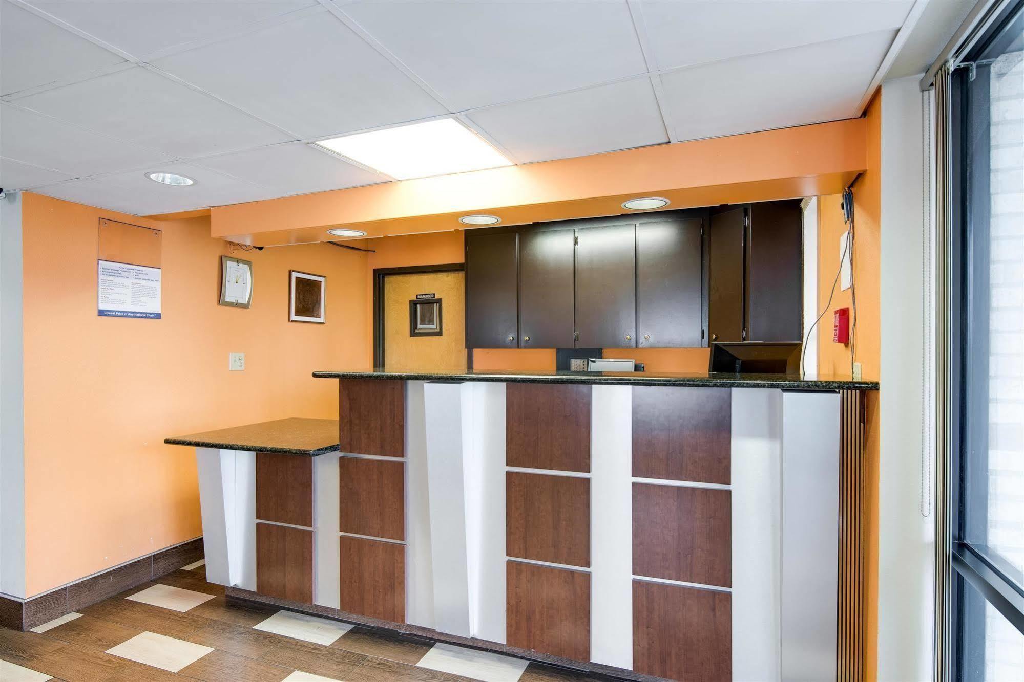Motel 6-Kenly, Nc Екстериор снимка