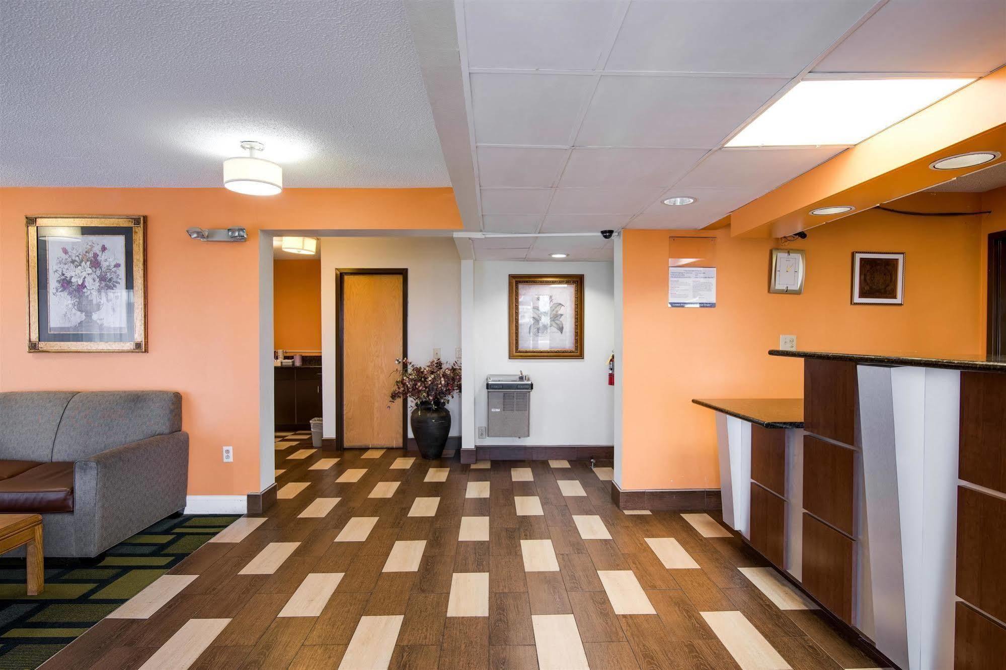 Motel 6-Kenly, Nc Екстериор снимка