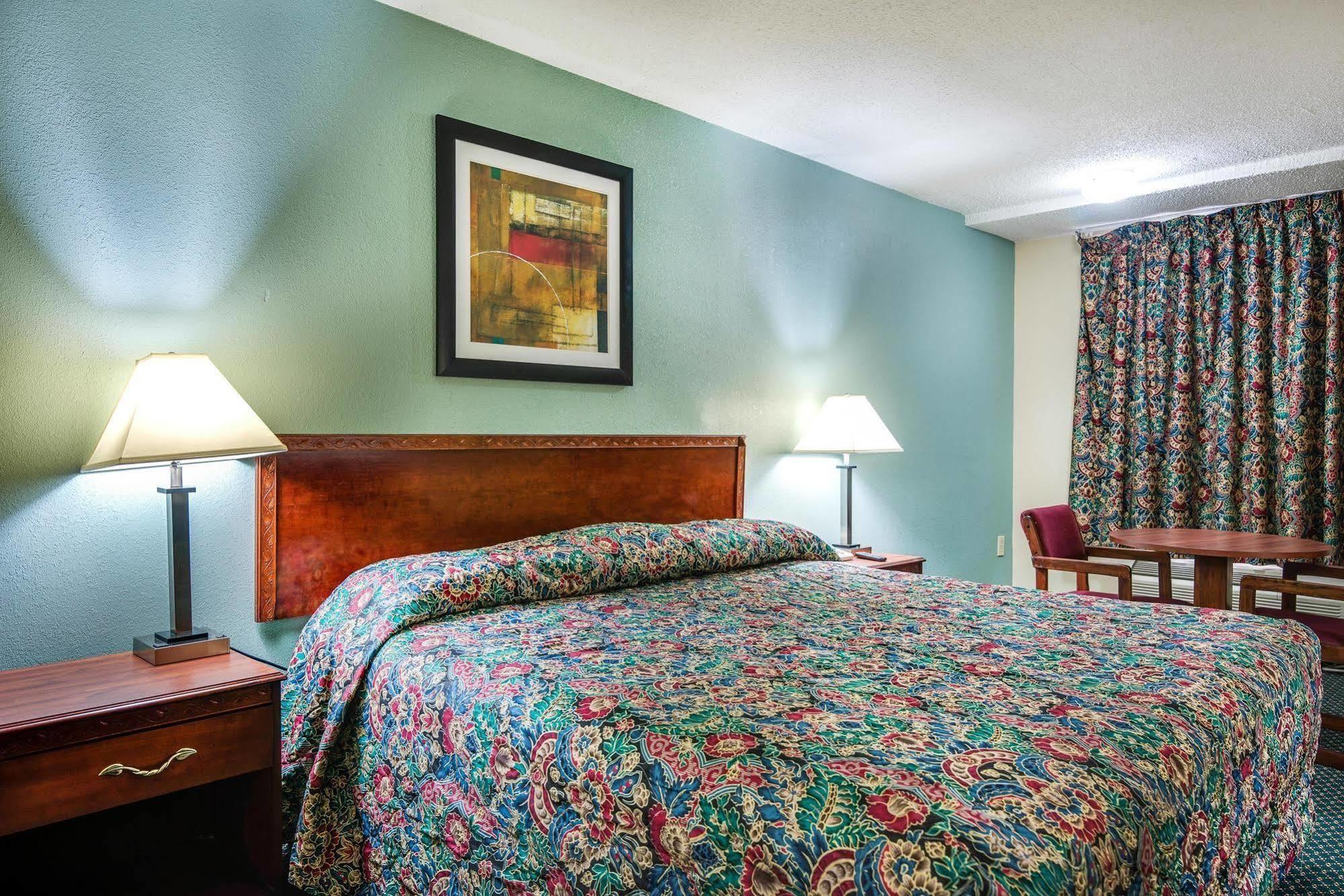 Motel 6-Kenly, Nc Екстериор снимка