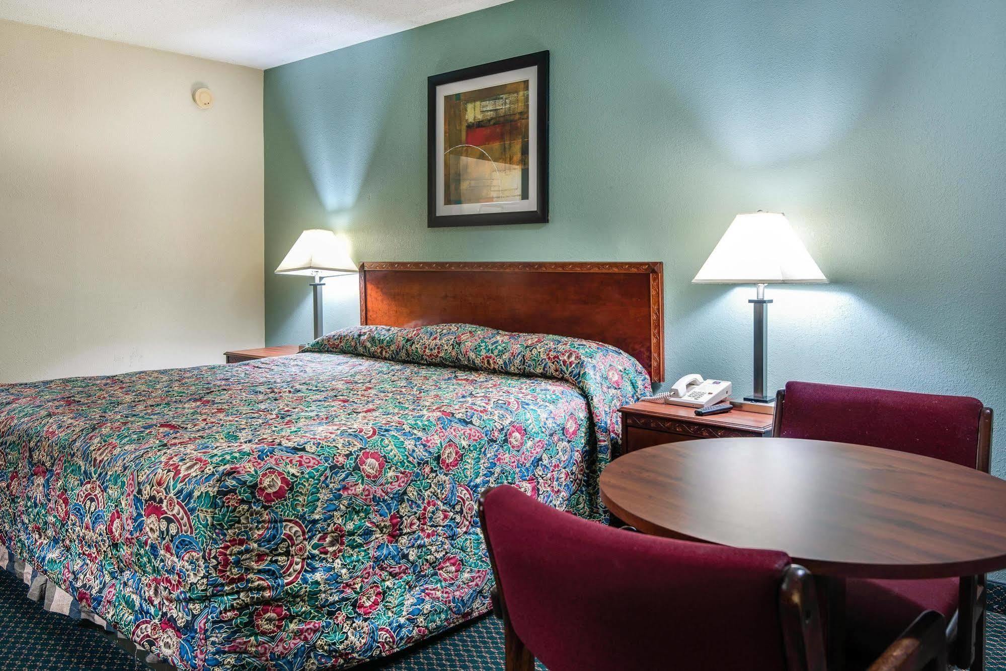Motel 6-Kenly, Nc Екстериор снимка